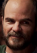 Michael Kelly as Jon Krakauer