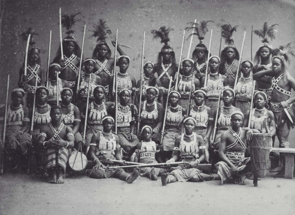 https://www.historyvshollywood.com/reelfaces/images/2022/07/woman-king/dahomey-amazons.jpg